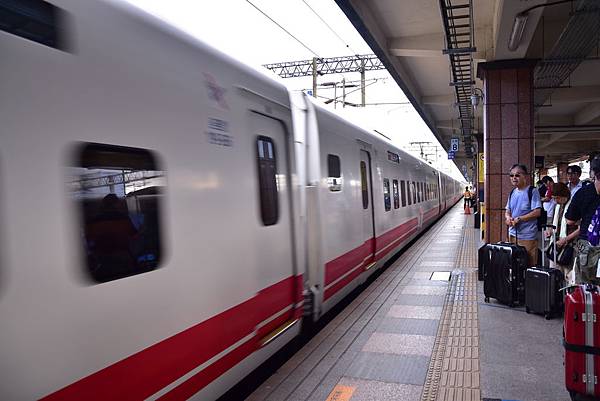 2019.10 一個人的花蓮之旅(山姆大叔,雲山水,貨櫃星巴