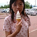 950702-用北海道牛奶做成的霜淇淋.jpg