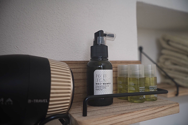 旅行護髮推薦｜歐洲旅行頭皮保養必須帶上BHK's的豐盈養髮液