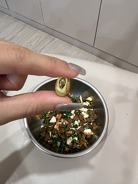 6歲柴犬實測 | 日獸醫監製優固倍魚油EX+飲用羊奶雙保養3