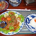 晚餐吃"Lok Lak" 牛肉