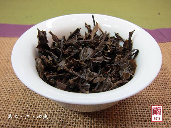 17年定風白露茶白茶 (23).JPG