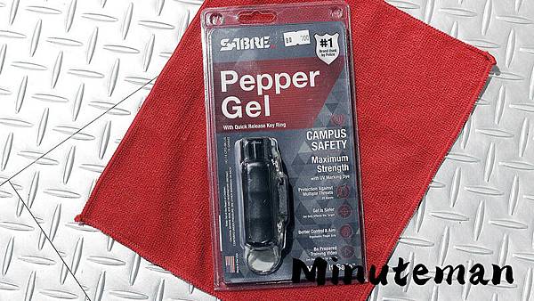 SABRE Pepper Gel with Quick Release Key Ring