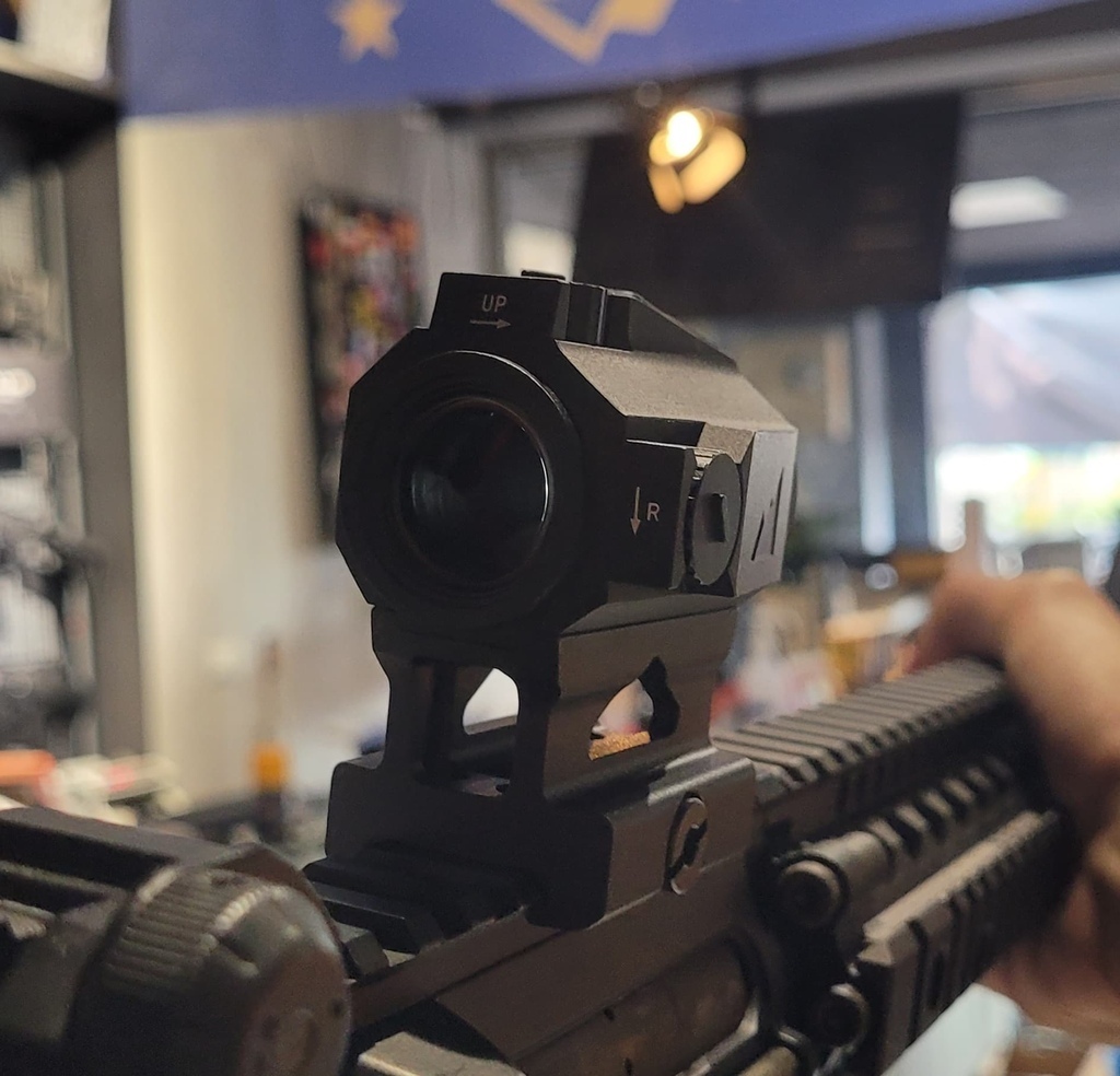 Ronin P12 T1 T2 內紅點 瞄具 2MOA 台北槍店 生存遊戲專賣 義勇兵 安裝.jpg