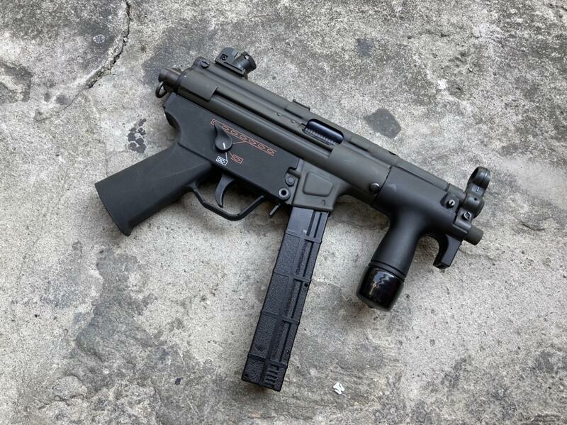 BOLT MP5K EBB後座力 電動槍 衝鋒槍 鋼製槍身 磷酸鹽 台北槍店 生存遊戲專賣 義勇兵 直彈匣.jpg