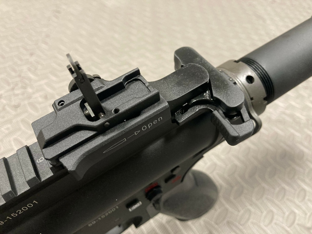 VFC UMAREX HK417 V2 16 偵查型 瓦斯槍 GBB 步槍 一槍兩匣 台北槍店 生存遊戲專賣 義勇兵 占孔.jpg