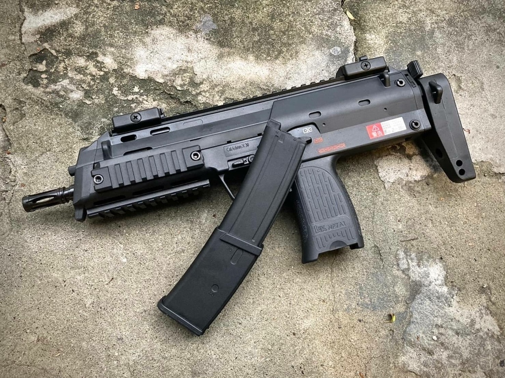 VFC UMAREX HK MP7A1 NAVY V2 授權刻字GBB衝鋒槍 台北槍店 生存遊戲專賣 義勇兵 彈匣.jpg