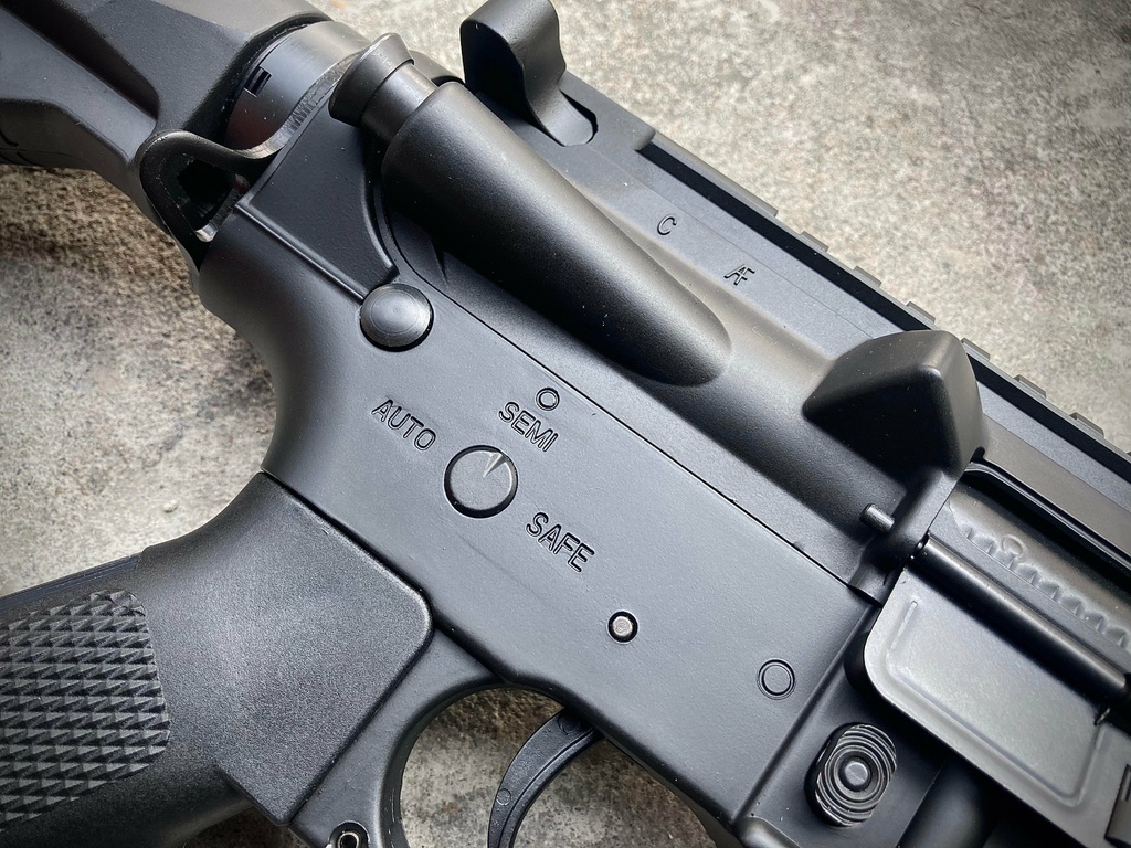 Arcturus AR-15 CARBINE 全金屬 電槍  步槍 AEG 台北槍店 生存遊戲專賣店 義勇兵 選射.jpg