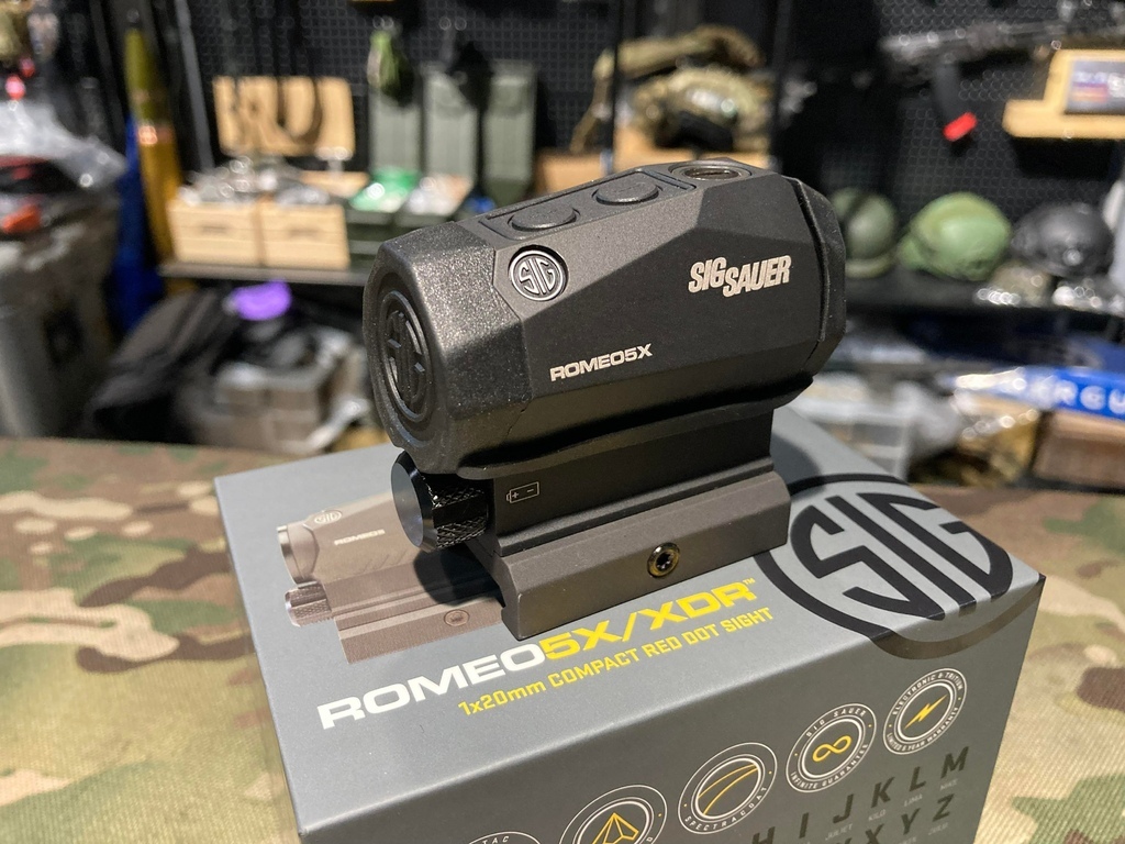 真品SIG SAUER ROMEO5X 內紅點 快瞄 台北槍店 生存遊戲專賣店 義勇兵 原廠專用 橡膠保護套.jpg