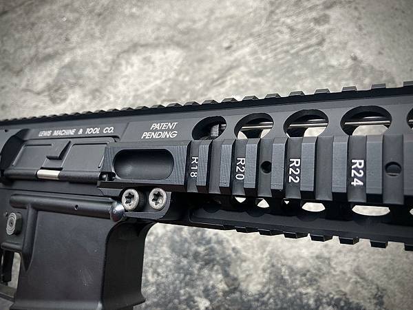 LMT MRP 客製化套件成槍 電子扳機 電槍 AEG 台北槍店 生存遊戲專賣店 義勇兵 一體成形式.jpg
