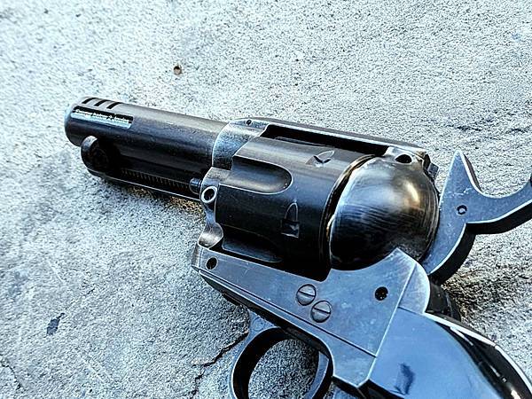 WG左輪手槍 Umarex Colt SAA.45 舊化黑 4吋 CO2 ACE版 台北槍店 生存遊戲專賣店 義勇兵 仿真單動式左輪手槍操作.jpg