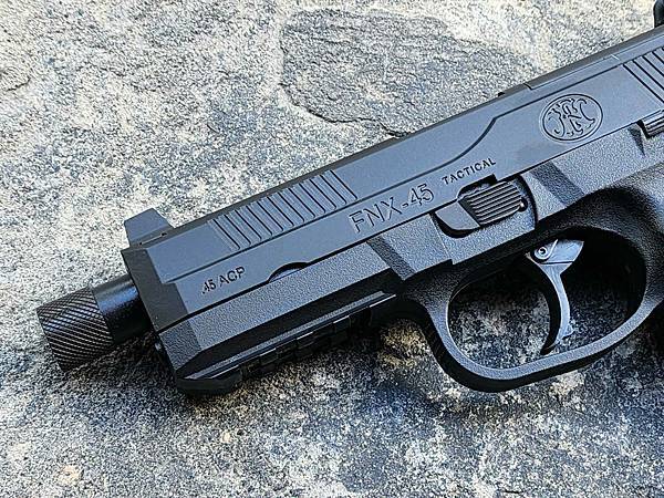 VFC Cybergun FNX-45 黑色 GBB 瓦斯手槍 FNX45  2023年最新生產 台北槍店 生存遊戲專賣店 義勇兵 戰術帶牙外管.jpg
