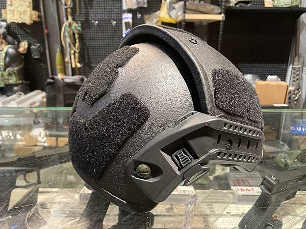 悍霖 真品防彈頭盔NIJ IIIA級 Airframe Helmet AF頭盔 台北槍店 生存遊戲專賣店 義勇兵.jpg