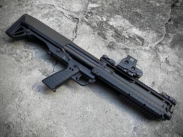 Tokyo Marui KSG 瓦斯霰彈槍 台北槍電 生存遊戲專賣店 義勇兵.jpg