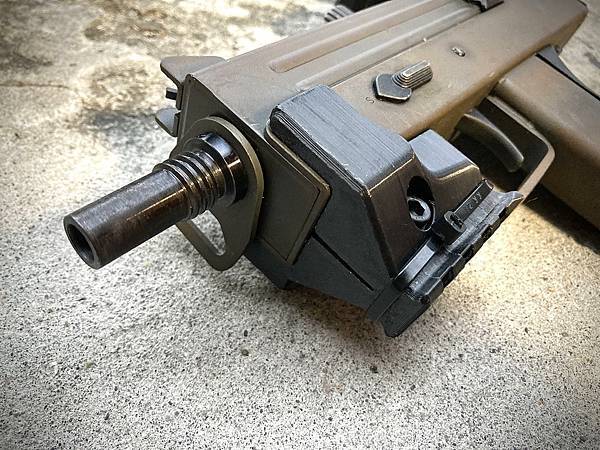 KSC HFC M11A1衝鋒槍 戰術改裝套件 3D列印 台北槍店 生存遊戲專賣店 義勇兵 新增四段魚骨 下方.jpg