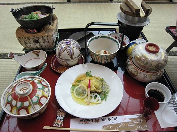 很飽的日式定食