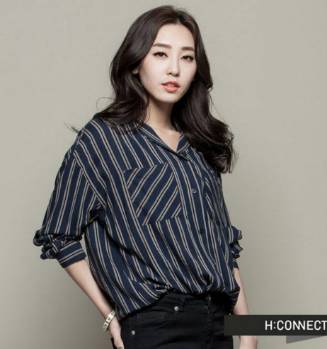 YAHOO購物中心 / H:CONNECT - 韓國品牌 女裝 - 撞色條紋立領襯衫 ( 藍色 ) NT$ 1,280