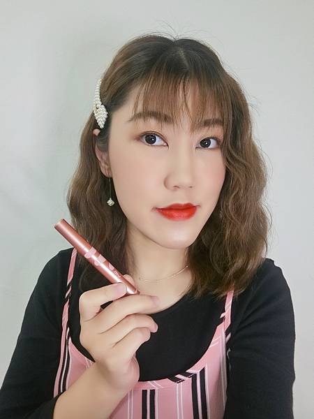 (彩妝開箱) I’M MEME 我愛絨光氣墊唇萃-番茄茶玫瑰色幫氣質顏值都加分!
