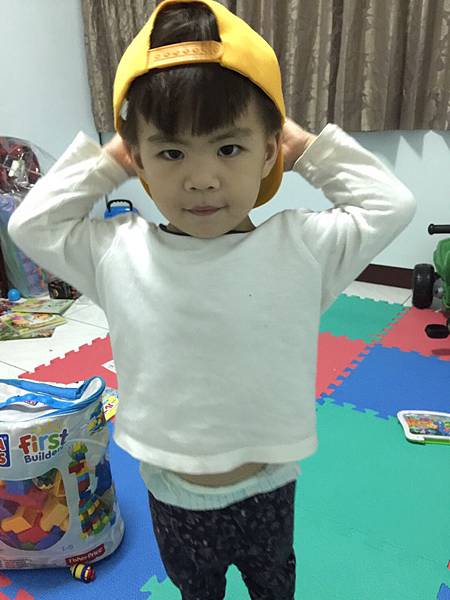 教养孩子前先收起自己的脾气|爱丽克丝的双宝