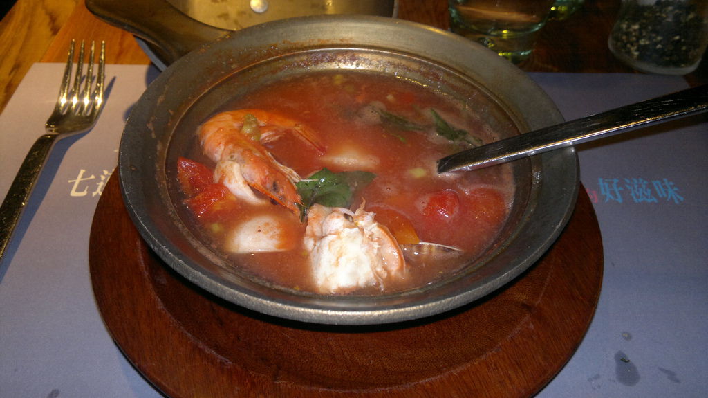 天母洋蔥餐廳 - 蕃茄海鮮湯