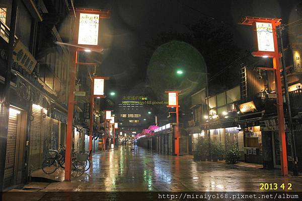 淺草寺夜景 (18).JPG