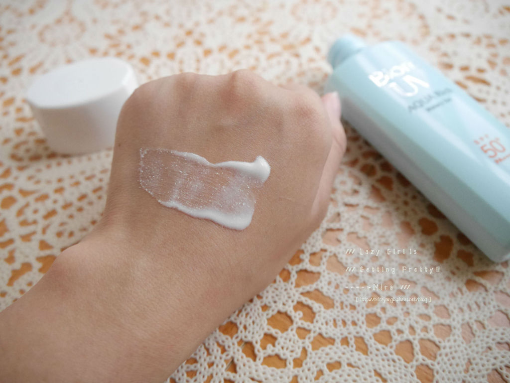 Biore含水防曬清透水凝露2.jpg