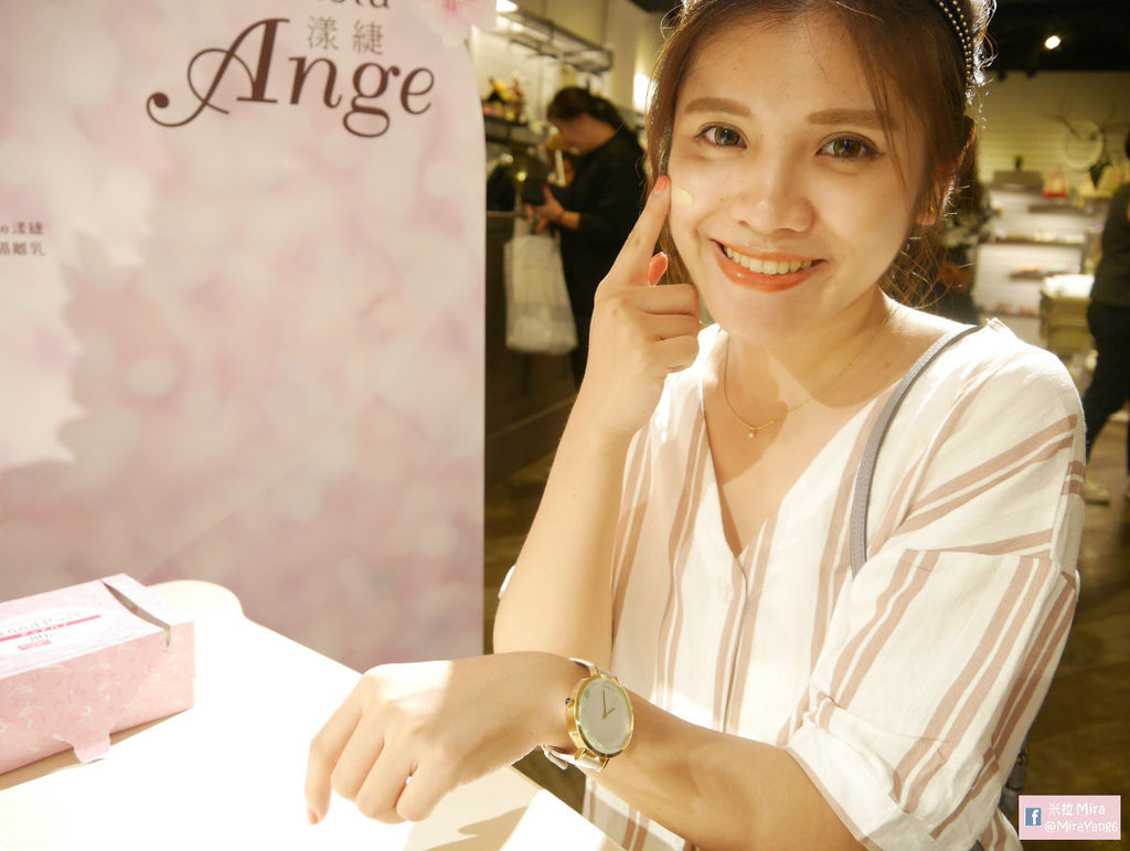 QueenShop_Sofina7.jpg
