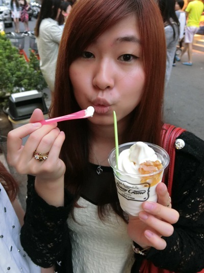 台北東區超人氣-來自韓國 Honey creme蜂巢冰淇淋