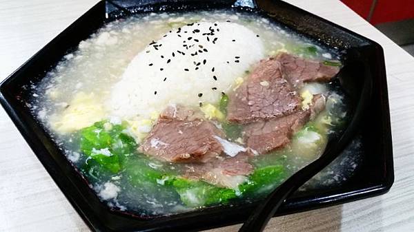 板橋區。皇家傳承專業精緻御膳(皇家牛肉麵) /推薦板橋好吃的牛肉麵