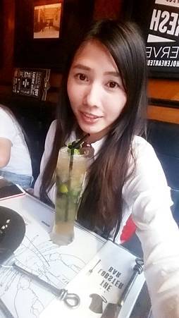 台北東區。The Lobster Bar 龍蝦料理餐廳//推薦好吃招牌龍蝦三明治堡超好吃●青菜呷呷。食尚小咪 台北東區。The Lobster Bar 龍蝦料理餐廳//推薦好吃招牌龍蝦三明治堡超好吃●青菜呷呷。食尚小咪