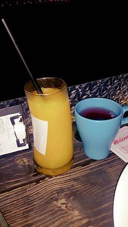 台中龍井沙鹿區。不夜天景觀餐廳/窯烤披薩義大利麵燉飯夜景好美 台中龍井沙鹿區。不夜天景觀餐廳/窯烤披薩義大利麵燉飯夜景好美