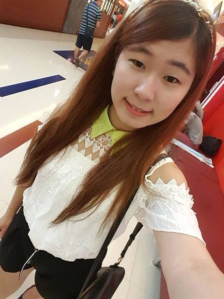 期貨小咪 李貞儀