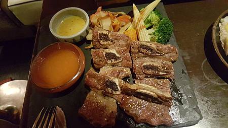 台北大安區。花酒藏Aplus創意日式居酒屋 好吃餐廳推薦生日大餐聖誕大餐跨年大餐