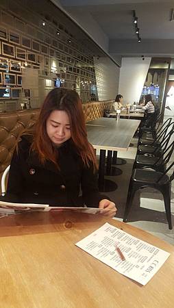 台北東區。忠孝復興站 【查理布朗 C.C. KISS COFFEE & CAKE 好吃下午茶】好吃特製雪糕 甜點午茶控必來