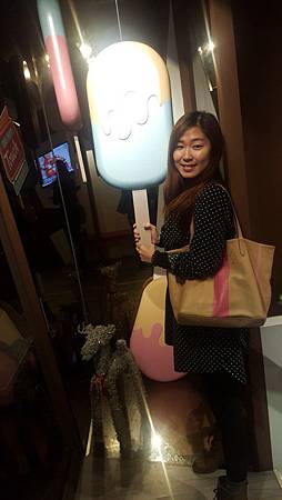 台北東區。忠孝復興站 【查理布朗 C.C. KISS COFFEE & CAKE 好吃下午茶】好吃特製雪糕 甜點午茶控必來