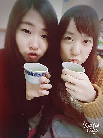 台北士林劍潭。富樂台式涮涮鍋(士林承德店)大排長龍cp值高正宗白甘蔗熬湯創始店涮涮鍋小火鍋 推薦士林好吃涮涮鍋