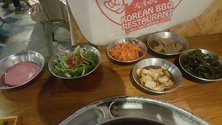 推薦台北東區好吃燒肉。滋滋咕嚕 쩝쩝꿀꺽 韓式烤肉專門店 納豆開的店韓式烤肉餐廳