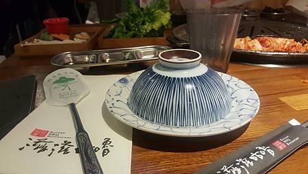 推薦台北東區好吃燒肉。滋滋咕嚕 쩝쩝꿀꺽 韓式烤肉專門店 納豆開的店韓式烤肉餐廳