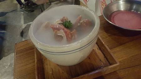 推薦台北東區好吃燒肉。滋滋咕嚕 쩝쩝꿀꺽 韓式烤肉專門店 納豆開的店韓式烤肉餐廳