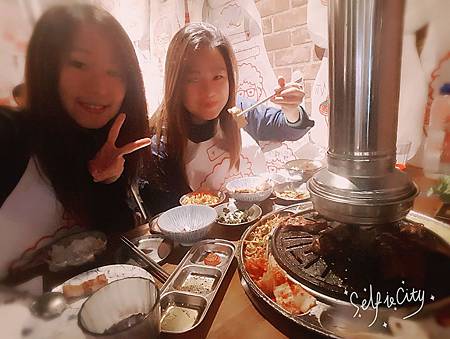 推薦台北東區好吃燒肉。滋滋咕嚕 쩝쩝꿀꺽 韓式烤肉專門店 納豆開的店韓式烤肉餐廳