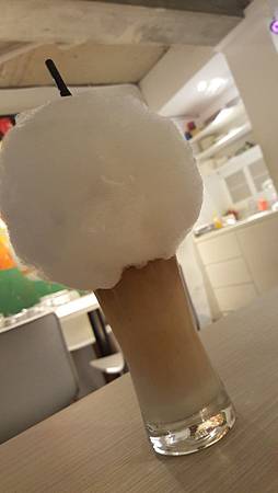 台北東區。黑鳥先生mr. black bird/下午茶棉花糖咖啡廳好好吃的麻吉鬆餅+超CUTE的棉花糖咖啡 台北東區。黑鳥先生mr. black bird/下午茶棉花糖咖啡廳好好吃的麻吉鬆餅+超CUTE的棉花糖咖啡