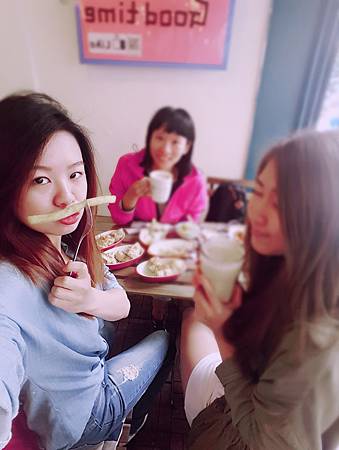 新北市板橋區。好食光早午餐 GOODTIME 推薦板橋好吃下午茶早餐店推薦好吃卡滋卡滋脆餅 新北市板橋區。好食光早午餐 GOODTIME 推薦板橋好吃下午茶早餐店推薦好吃卡滋卡滋脆餅