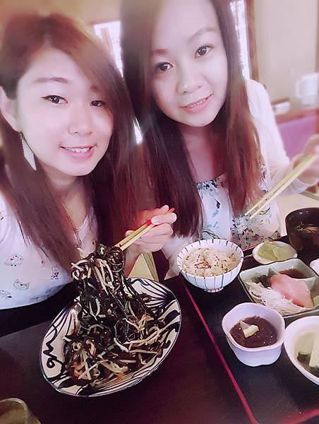 康和期貨 營業員 李貞儀 小咪 小道瓊黃豆期貨大台指