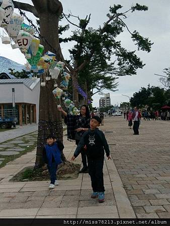 台東好玩新景點分享台東美食台東原生應用植物園鐵花村音樂聚落藍蜻蜓炸雞阿鋐炸雞台東3天兩夜行程推薦