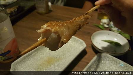 老八風居酒屋新埔店新北板橋新埔推薦好吃串燒 老八風居酒屋三店 干貝雞翅無敵好吃 帥哥主廚還有超正老闆娘 很棒的戶外野串燒區