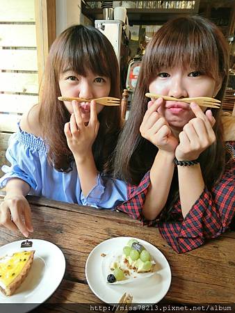 新竹輕旅行推薦必去八景點~IG人氣打卡 新竹一日遊二日遊行程規劃 豆腐岩飛龍肉圓新竹市眷村博物館不來會後悔!!!