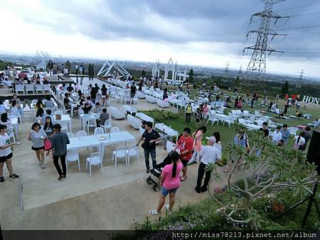 新竹輕旅行推薦必去八景點~IG人氣打卡 新竹一日遊二日遊行程規劃 豆腐岩飛龍肉圓新竹市眷村博物館不來會後悔!!!