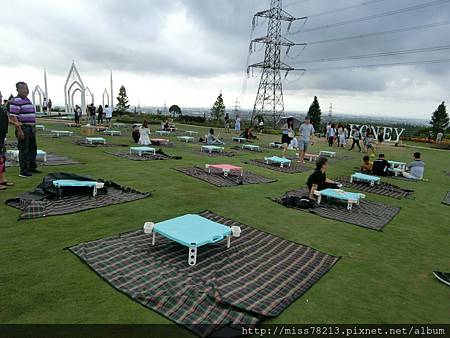 新竹輕旅行推薦必去八景點~IG人氣打卡 新竹一日遊二日遊行程規劃 豆腐岩飛龍肉圓新竹市眷村博物館不來會後悔!!!