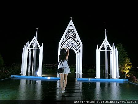 新竹輕旅行推薦必去八景點~IG人氣打卡 新竹一日遊二日遊行程規劃 豆腐岩飛龍肉圓新竹市眷村博物館不來會後悔!!!