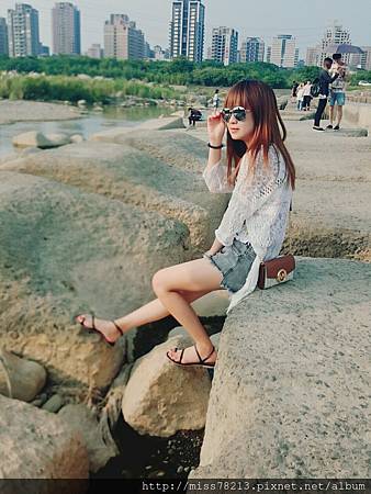 新竹輕旅行推薦必去八景點~IG人氣打卡 新竹一日遊二日遊行程規劃 豆腐岩飛龍肉圓新竹市眷村博物館不來會後悔!!! 新竹輕旅行推薦必去八景點~IG人氣打卡 新竹一日遊二日遊行程規劃 豆腐岩飛龍肉圓新竹市眷村博物館不來會後悔!!!